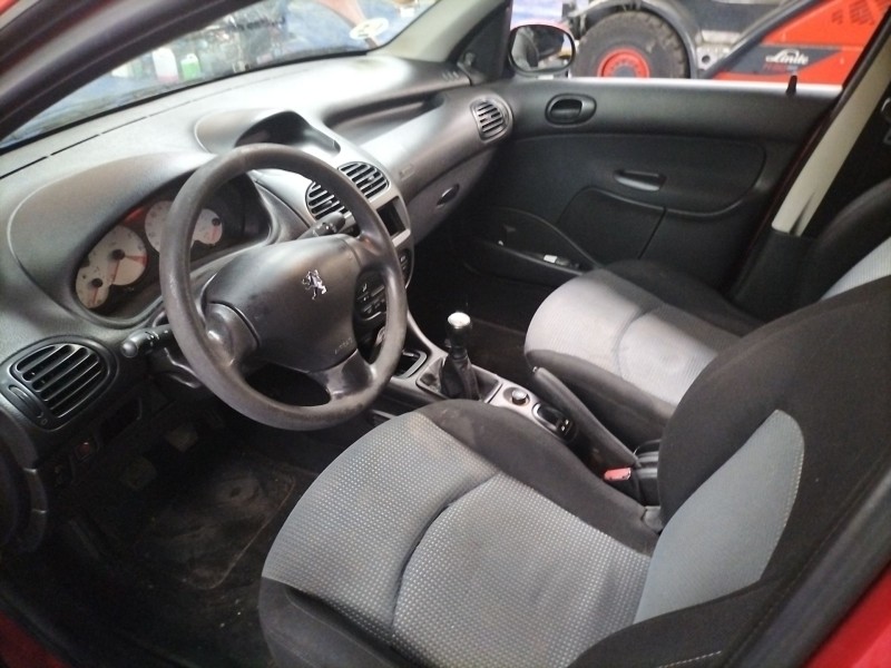 peugeot 206 berlina del año 2005 peugeot 206 berlina del año 2005