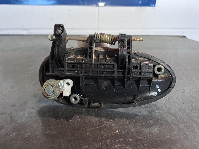 Recambio de maneta exterior delantera izquierda para chevrolet matiz 1.0 cat referencia OEM IAM   