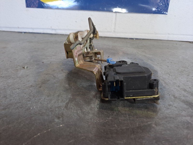 Recambio de cerradura puerta delantera derecha para chevrolet matiz 1.0 cat referencia OEM IAM   