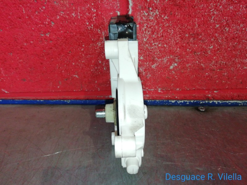 Recambio de motor elevalu. tras. izquierdo para audi a3 sportback (8p) 2.0 tdi ambiente | 09.04 - 12.08 2.0 tdi ambiente | 09.04
