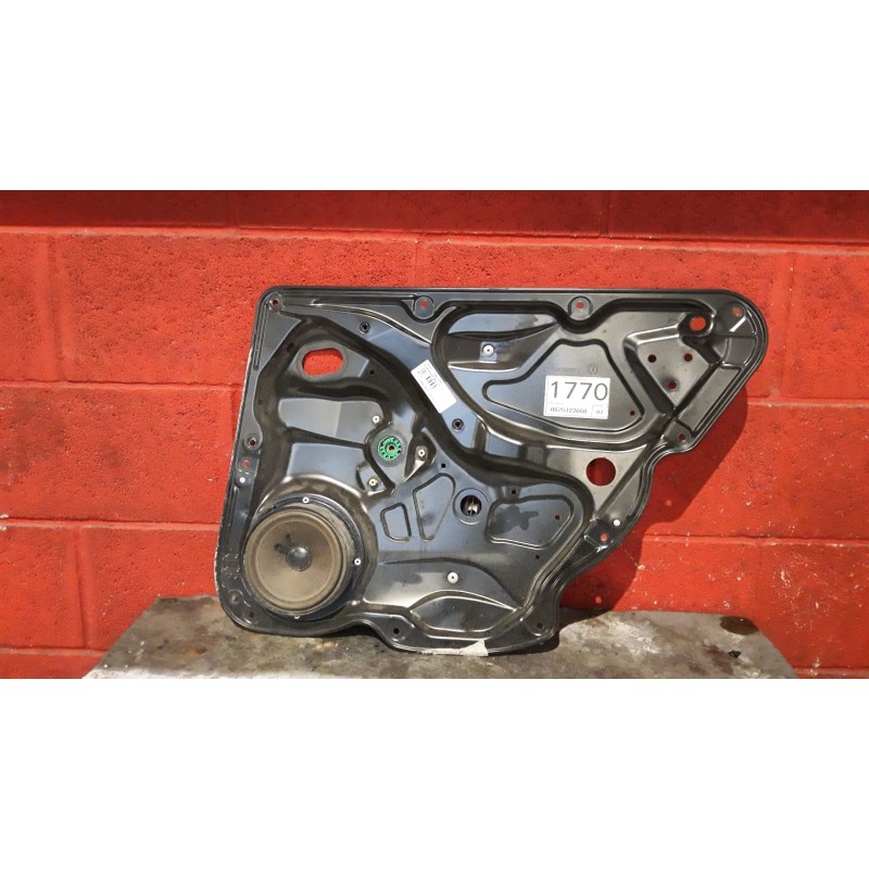 Recambio de elevalu. tras. derecho para volkswagen passat berlina (3c2) highline | 04.05 - 12.10 highline | 04.05 - 12.10 refere