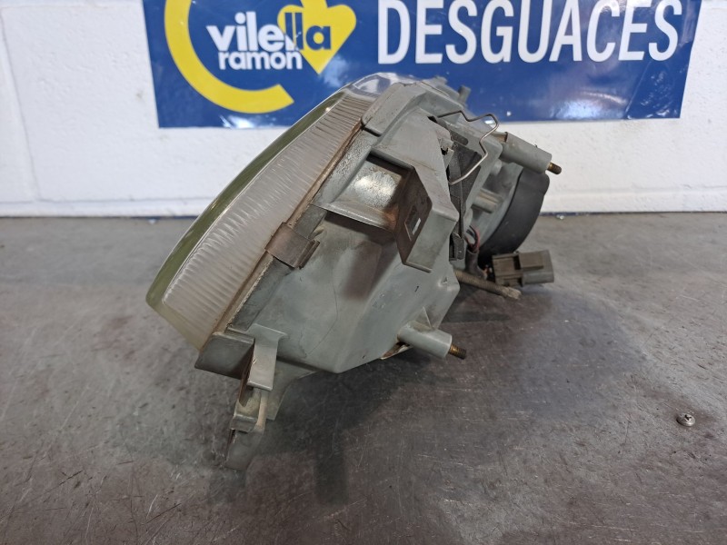 Recambio de faro derecho para nissan primera berl./familiar (p10/w10) 1.6 referencia OEM IAM   