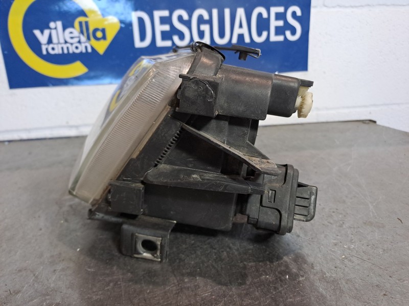 Recambio de faro izquierdo para audi a3 (8l) 1.9 tdi ambiente referencia OEM IAM   
