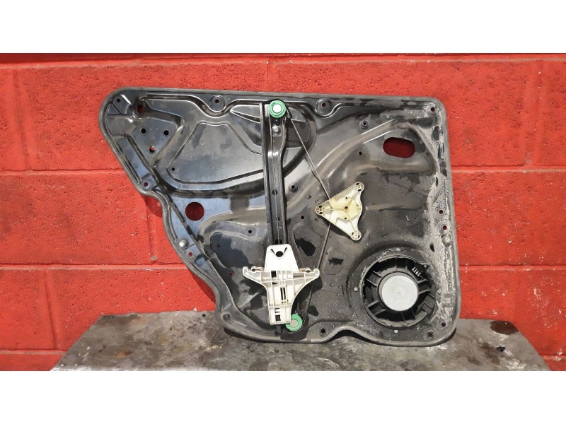 Recambio de elevalu. tras. derecho para volkswagen passat berlina (3c2) highline | 04.05 - 12.10 highline | 04.05 - 12.10 refere