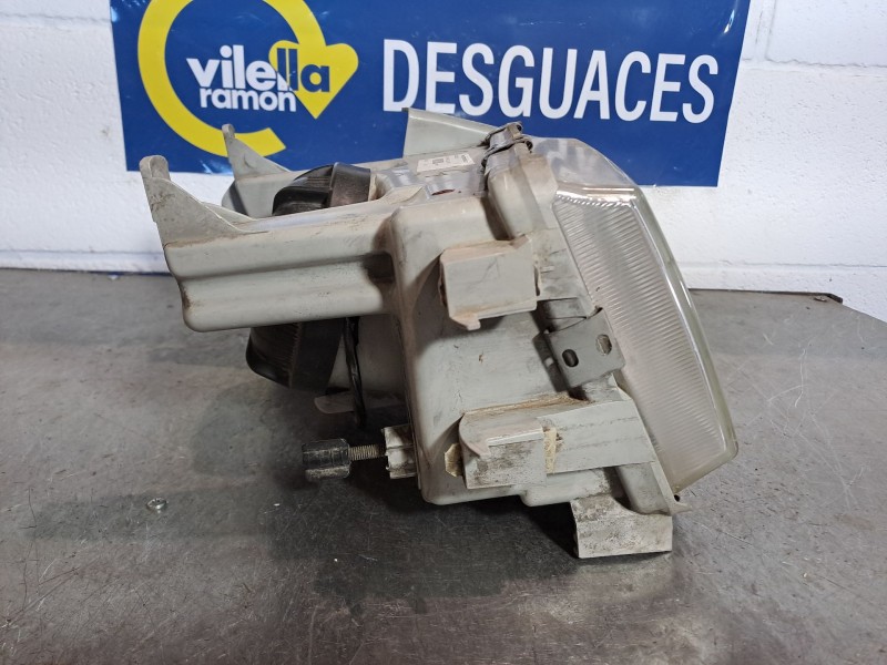 Recambio de faro derecho para volvo 440 440 1.7 gl referencia OEM IAM   