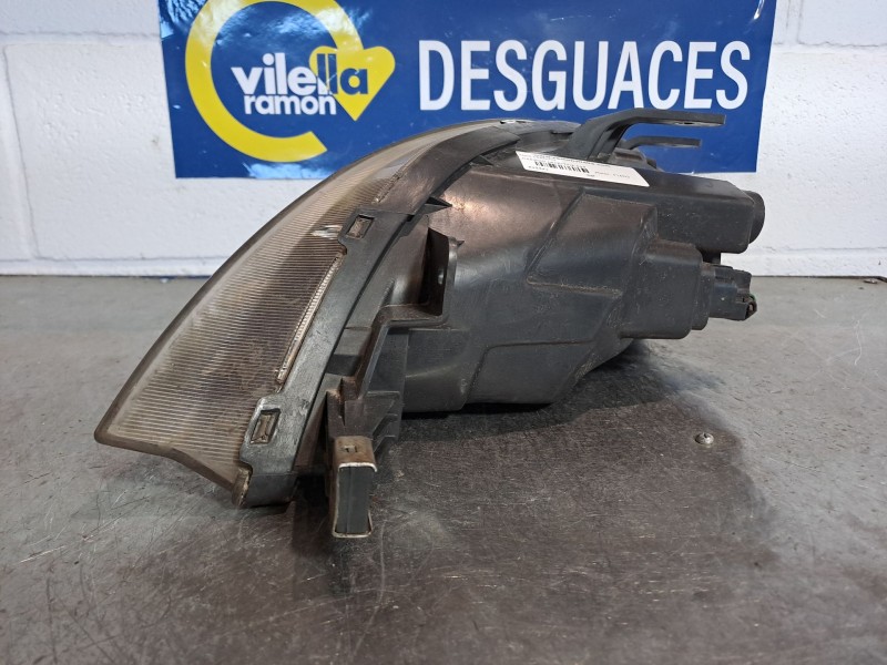 Recambio de faro derecho para daewoo lacetti 1.6 cat referencia OEM IAM   
