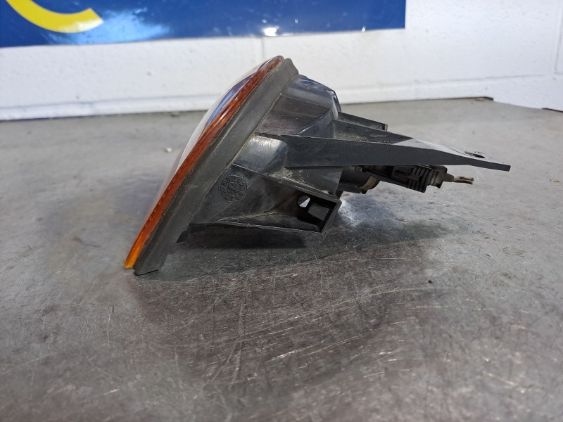 Recambio de piloto delantero derecho para bmw serie 5 berlina (e34) 2.0 520i (110kw) referencia OEM IAM    Recambio de piloto delantero derecho para bmw serie 5 berlina (e34) 2.0 520i (110kw) referencia OEM IAM