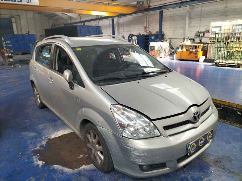 toyota corolla verso (r1) del año 2005