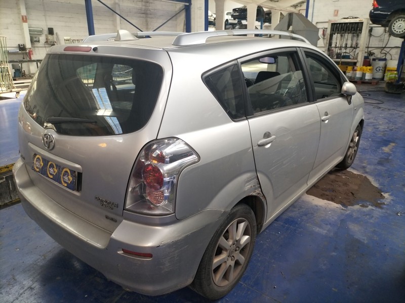 toyota corolla verso (r1) del año 2005