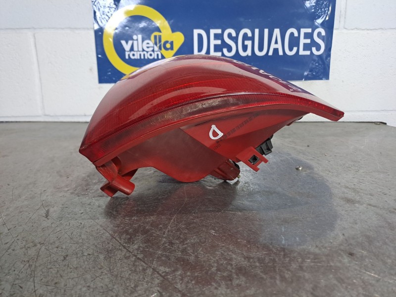 Recambio de piloto trasero derecho para citroen c3 1.4 hdi exclusive referencia OEM IAM   