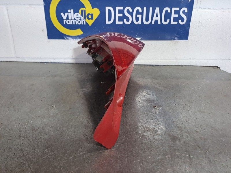 Recambio de piloto trasero derecho para citroen c3 1.4 hdi exclusive referencia OEM IAM   