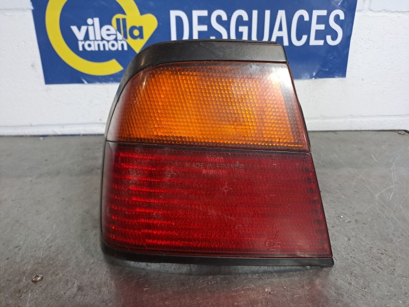 Recambio de piloto trasero izquierdo para nissan primera berl./familiar (p10/w10) 1.6 referencia OEM IAM   