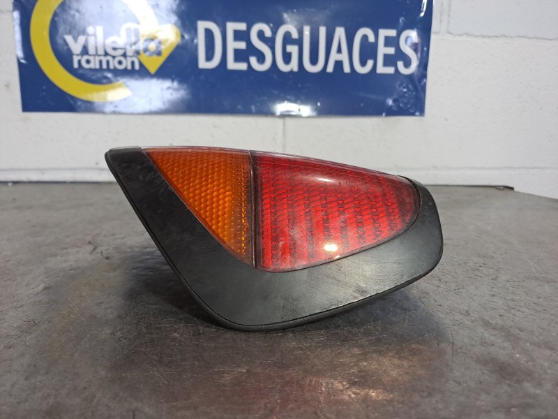 Recambio de piloto trasero izquierdo para nissan primera berl./familiar (p10/w10) 1.6 referencia OEM IAM   