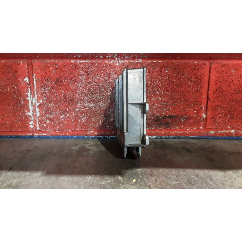 Recambio de centralita motor uce para peugeot 406 berlina (s1/s2) 1.8 16v cat | 0.95 - ... 1.8 16v cat | 0.95 - ... referencia O