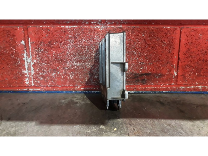 Recambio de centralita motor uce para peugeot 406 berlina (s1/s2) 1.8 16v cat | 0.95 - ... 1.8 16v cat | 0.95 - ... referencia O