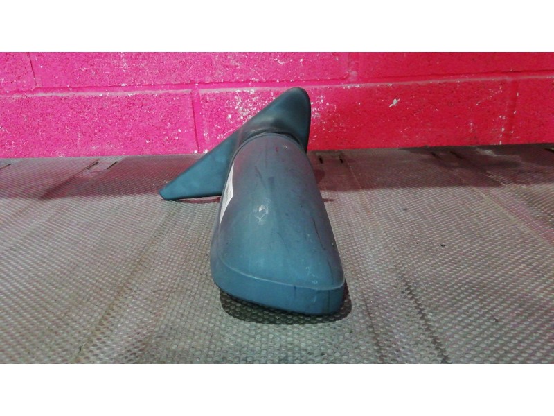 Recambio de retrovisor derecho para peugeot 205 205 gl 1.1 referencia OEM IAM MANUAL  