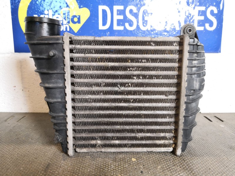 Recambio de intercooler para volkswagen golf iv berlina (1j1) básico | 05.99 - ... referencia OEM IAM    Recambio de intercooler para volkswagen golf iv berlina (1j1) básico | 05.99 - ... referencia OEM IAM