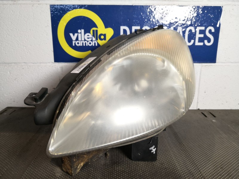 Recambio de faro izquierdo para citroen xsara picasso 1.6 referencia OEM IAM   