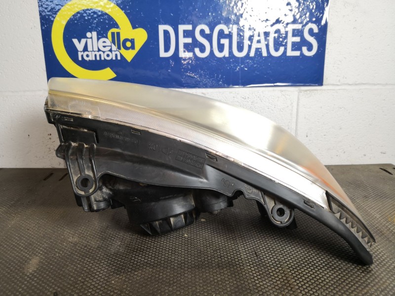 Recambio de faro derecho para kia cerato  | 0.04 - 0.07  | 0.04 - 0.07 referencia OEM IAM   