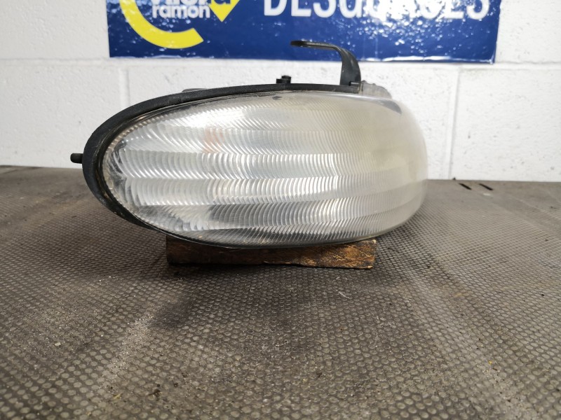 Recambio de faro derecho para chrysler voyager (gs) 2.4 i referencia OEM IAM   