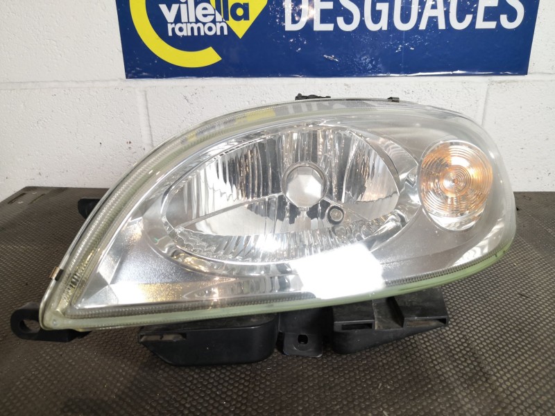 Recambio de faro izquierdo para citroen saxo 1.5 diesel referencia OEM IAM   