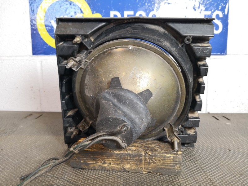 Recambio de faro izquierdo para iveco daily caja cerrada (1989 =>)  | ... daily caja cerrada (1989 =>)  | ... referencia OEM IAM