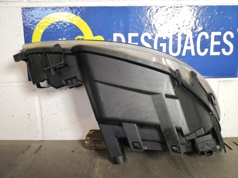 Recambio de faro izquierdo para peugeot 206 berlina e-music referencia OEM IAM    Recambio de faro izquierdo para peugeot 206 berlina e-music referencia OEM IAM