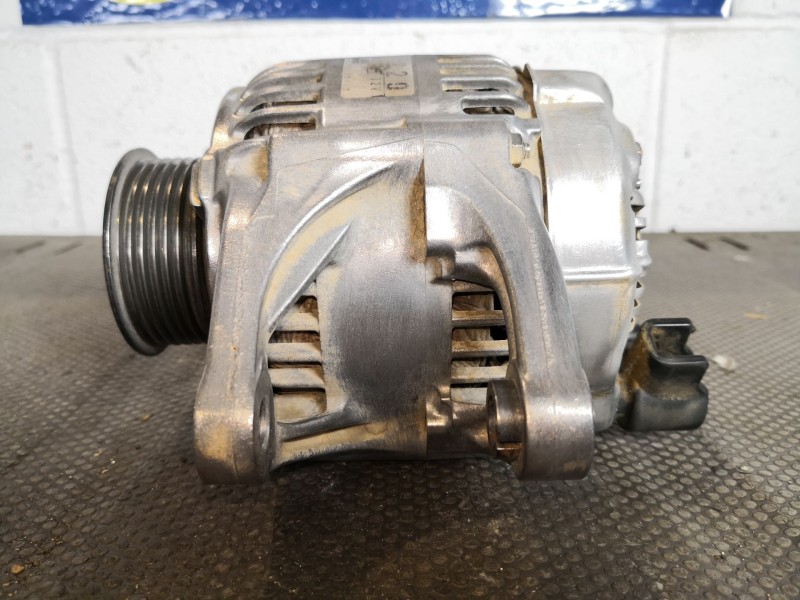 Recambio de alternador para chrysler voyager (gs) 2.4 i referencia OEM IAM   