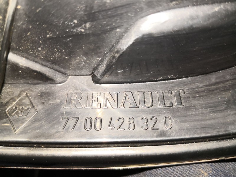 Recambio de piloto trasero izquierdo para reanult megane referencia OEM IAM 7700428320   Recambio de piloto trasero izquierdo para reanult megane referencia OEM IAM 7700428320