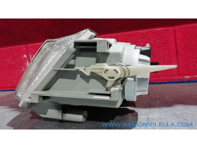 Recambio de faro izquierdo para renault safrane (b54) 2.1 dt | 01.95 - 12.96 2.1 dt | 01.95 - 12.96 referencia OEM IAM   