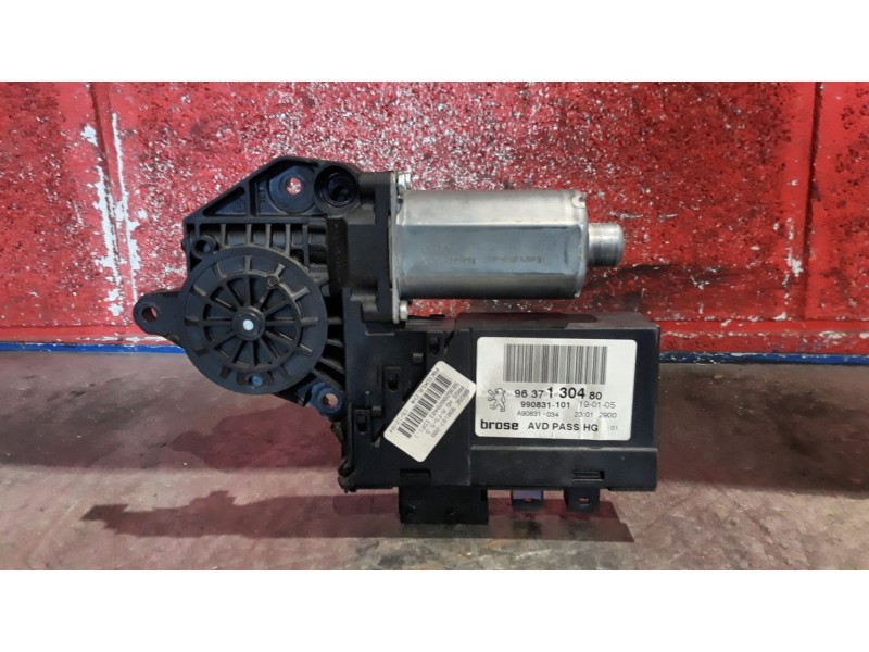 Recambio de motor elevalunas delantero derecho para peugeot 307 break / sw (s1)  | ...  | ... referencia OEM IAM 9637130480 9908