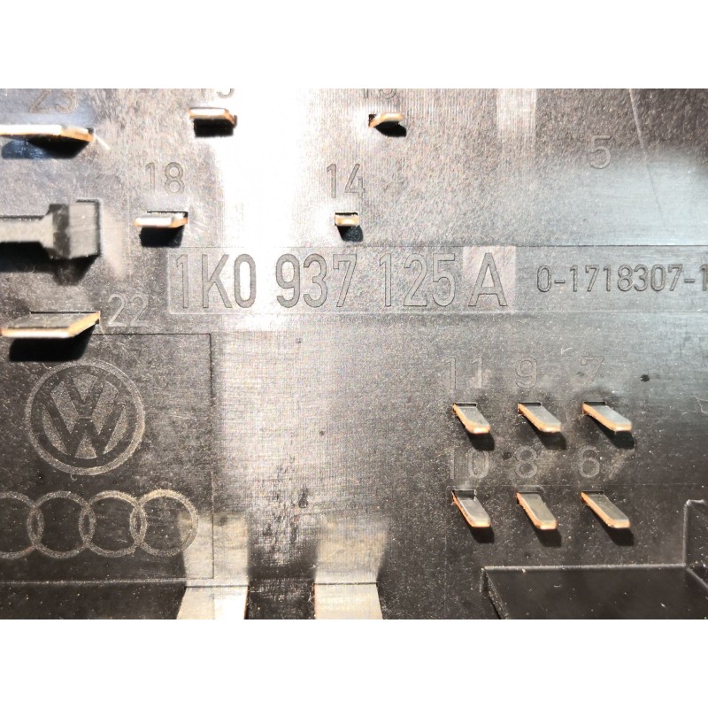 Recambio de caja reles fusibles para volkswagen golf v berlina (1k1) 1.9 tdi | 0.03 - ... 1.9 tdi | 0.03 - ... referencia OEM IA