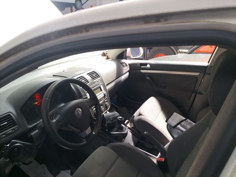 volkswagen jetta (1k2)  | 0.05 - ... del año 2005