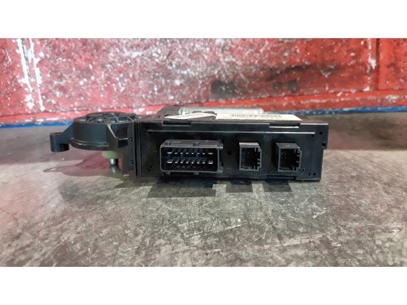 Recambio de motor elevalunas delantero derecho para peugeot 307 break / sw (s1)  | ...  | ... referencia OEM IAM 9637130480 9908