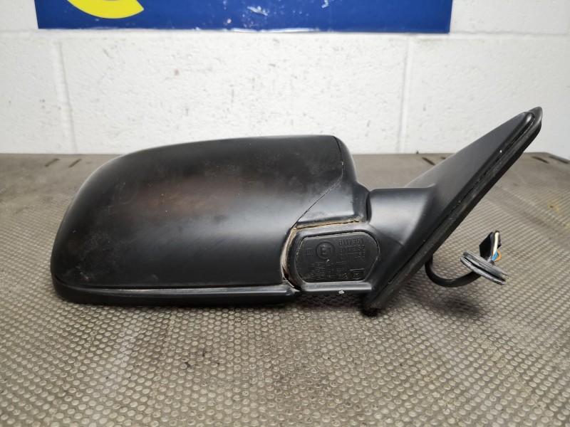 Recambio de retrovisor derecho para bmw serie 3 berlina (e36) 1.6 316i referencia OEM IAM ELECTRIC   Recambio de retrovisor derecho para bmw serie 3 berlina (e36) 1.6 316i referencia OEM IAM ELECTRIC