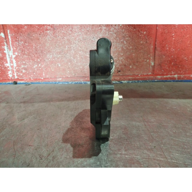 Recambio de motor elevalunas trasero derecho para mazda 6 berlina (gg) 2.0 diesel cat | 0.02 - ... 2.0 diesel cat | 0.02 - ... r