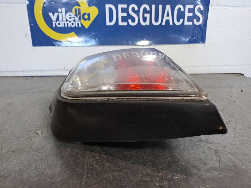 Recambio de piloto trasero derecho para bmw serie 3 berlina (e36) 1.6 316i referencia OEM IAM    Recambio de piloto trasero derecho para bmw serie 3 berlina (e36) 1.6 316i referencia OEM IAM