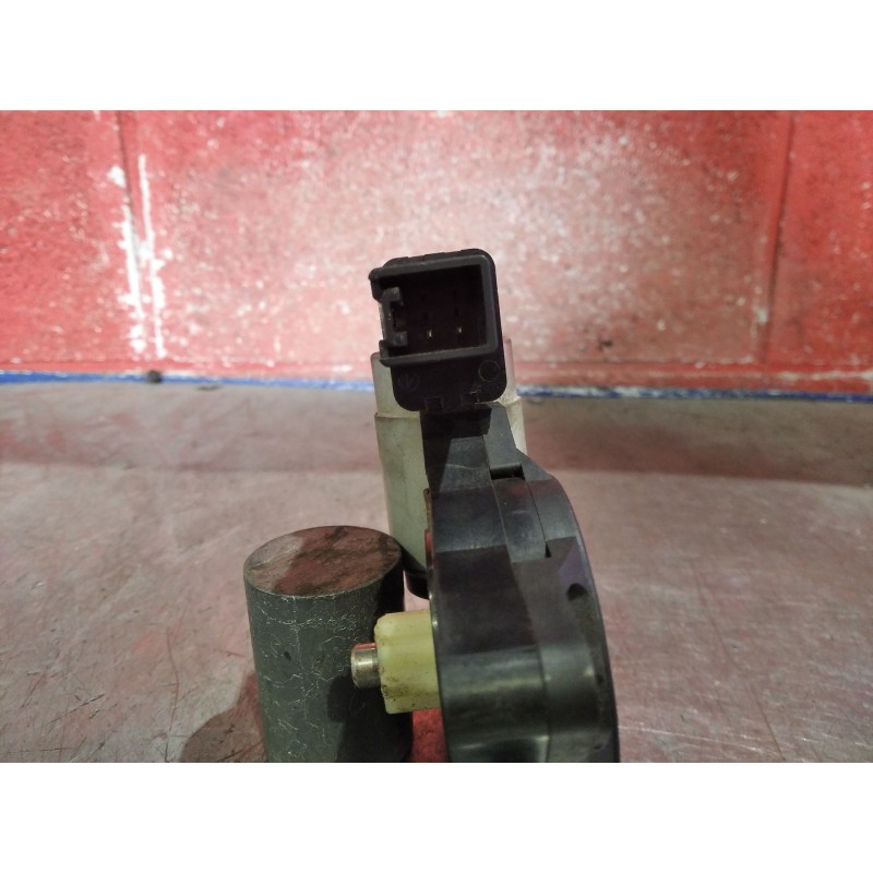 Recambio de motor elevalunas trasero derecho para mazda 6 berlina (gg) 2.0 diesel cat | 0.02 - ... 2.0 diesel cat | 0.02 - ... r