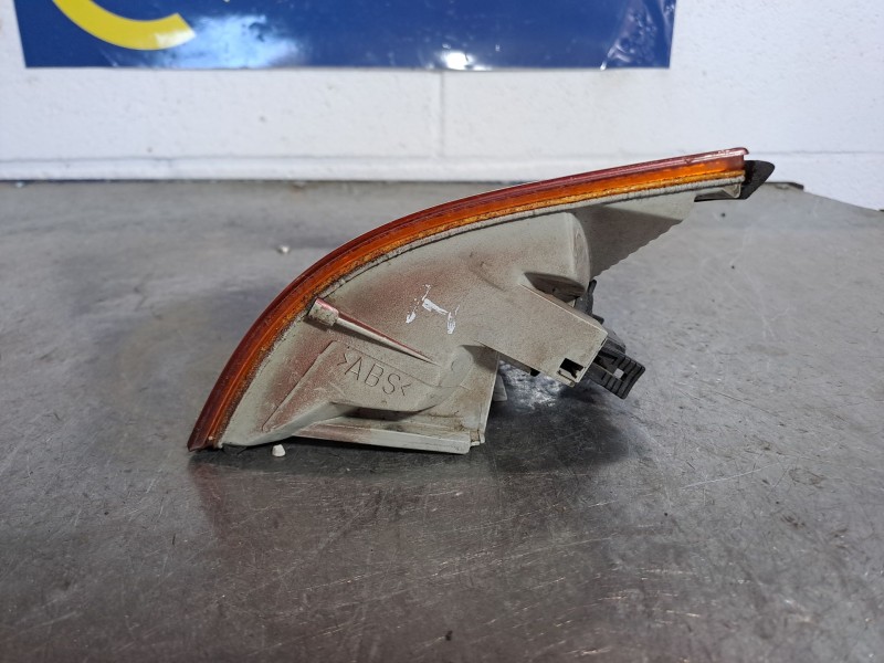 Recambio de piloto delantero izquierdo para bmw serie 3 berlina (e36) 1.6 316i referencia OEM IAM   