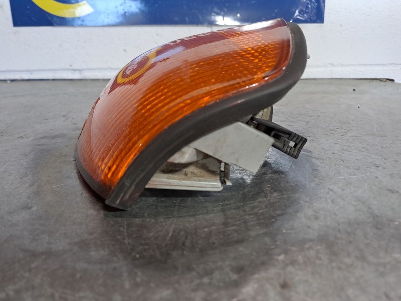 Recambio de piloto delantero derecho para bmw serie 3 berlina (e36) 1.6 316i referencia OEM IAM    Recambio de piloto delantero derecho para bmw serie 3 berlina (e36) 1.6 316i referencia OEM IAM