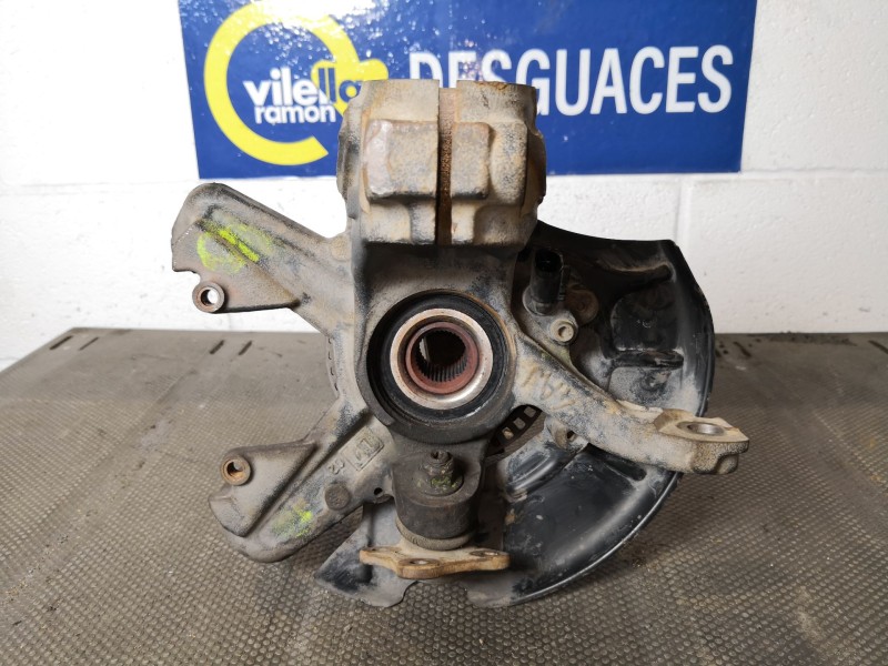 Recambio de mangueta delantera derecha para volkswagen golf 1.9 tdi conceptline referencia OEM IAM   