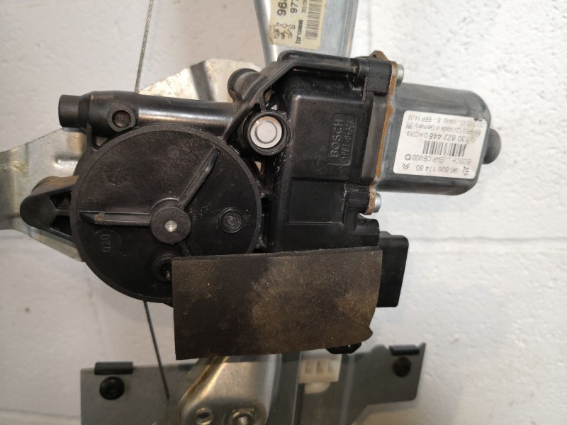 Recambio de elevalunas trasero derecho para peugeot 308 sw  | 0.08 - ...  | 0.08 - ... referencia OEM IAM   