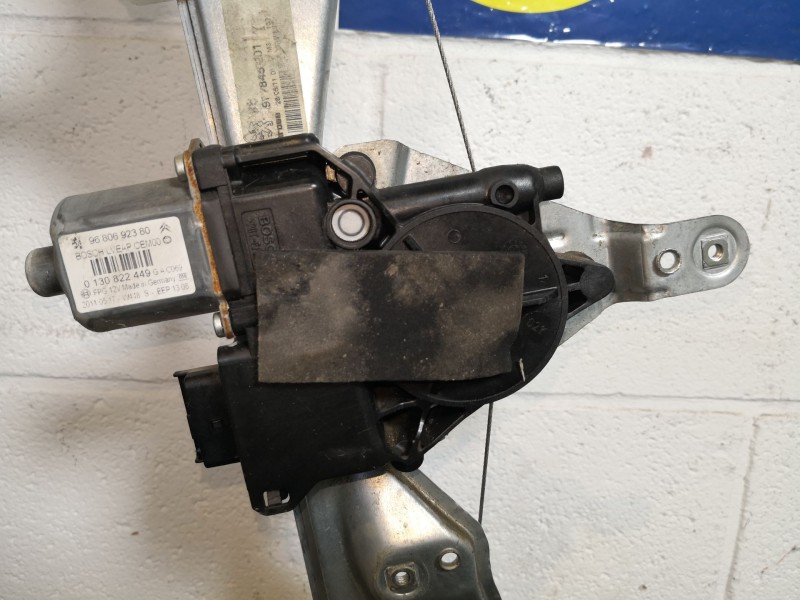 Recambio de elevalunas trasero izquierdo para peugeot 308 sw  | 0.08 - ...  | 0.08 - ... referencia OEM IAM   