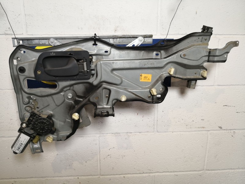 Recambio de elevalunas trasero derecho para renault laguna (b56) 1.9 dci diesel cat referencia OEM IAM    Recambio de elevalunas trasero derecho para renault laguna (b56) 1.9 dci diesel cat referencia OEM IAM