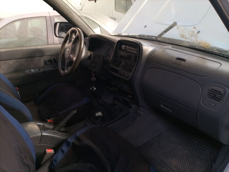 nissan navara 2 ii pick-up (d22) del año 2003 nissan navara 2 ii pick-up (d22) del año 2003