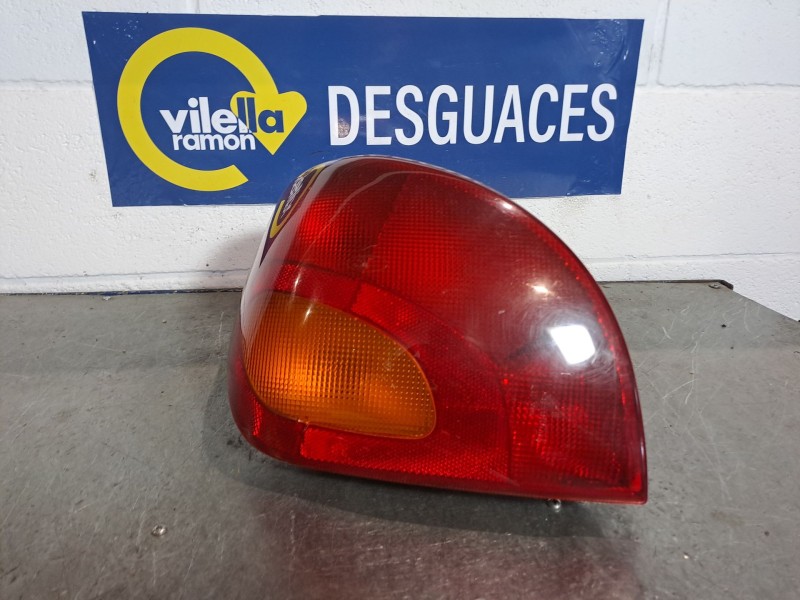 Recambio de piloto trasero izquierdo para ford fiesta berlina (dx) 1.8 diesel cat referencia OEM IAM   