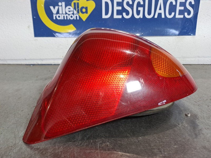 Recambio de piloto trasero izquierdo para ford fiesta berlina (dx) 1.8 diesel cat referencia OEM IAM   