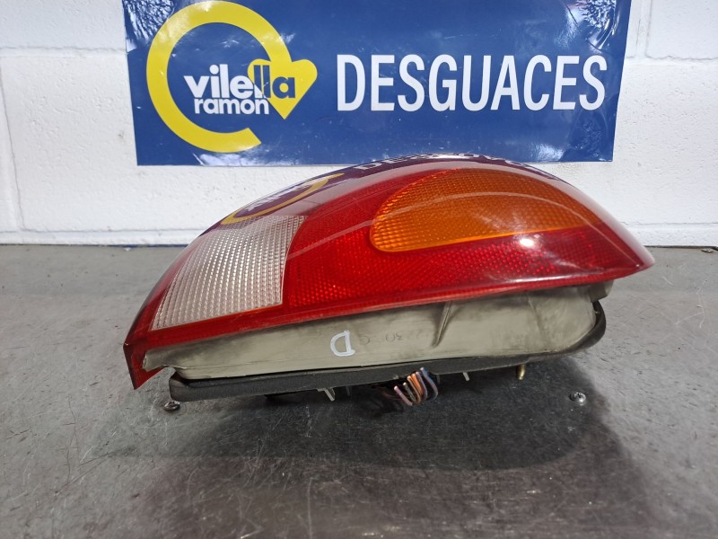 Recambio de piloto trasero derecho para ford fiesta berlina (dx) 1.8 diesel cat referencia OEM IAM   