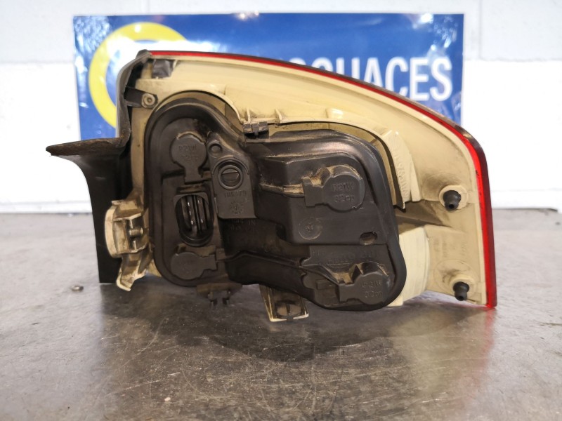 Recambio de piloto trasero izquierdo para audi a4 berlina (8e) 2.0 tdi referencia OEM IAM 8E5945095   Recambio de piloto trasero izquierdo para audi a4 berlina (8e) 2.0 tdi referencia OEM IAM 8E5945095