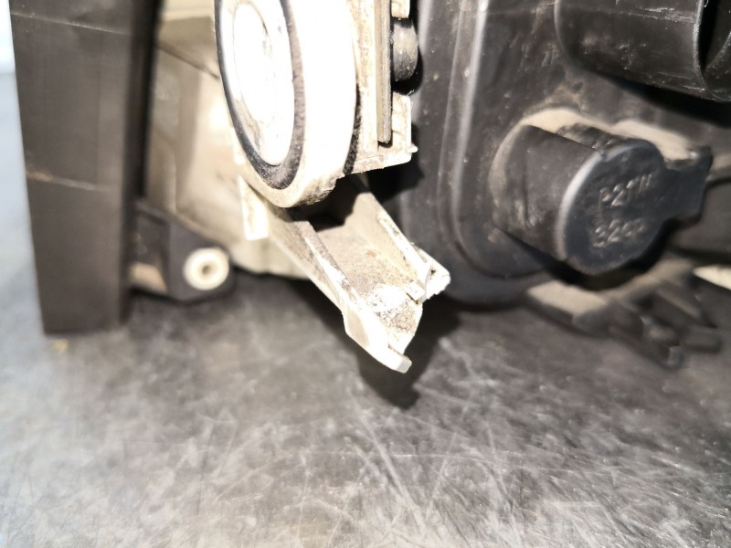 Recambio de piloto trasero izquierdo para audi a4 berlina (8e) 2.0 tdi referencia OEM IAM 8E5945095   Recambio de piloto trasero izquierdo para audi a4 berlina (8e) 2.0 tdi referencia OEM IAM 8E5945095